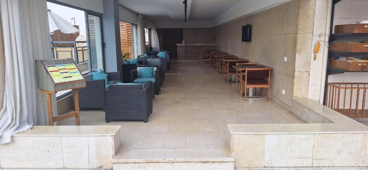 Maadi Hotel Il Il Cairo Esterno foto