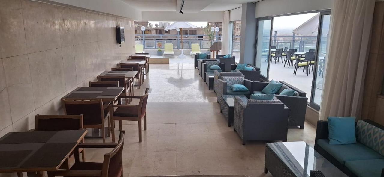 Maadi Hotel Il Il Cairo Esterno foto