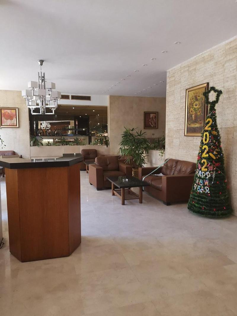 Maadi Hotel Il Il Cairo Esterno foto