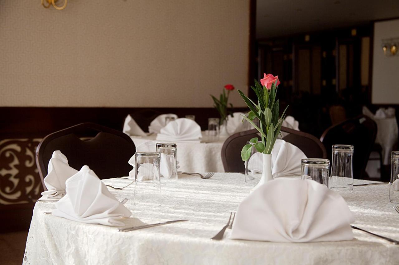 Maadi Hotel Il Il Cairo Esterno foto